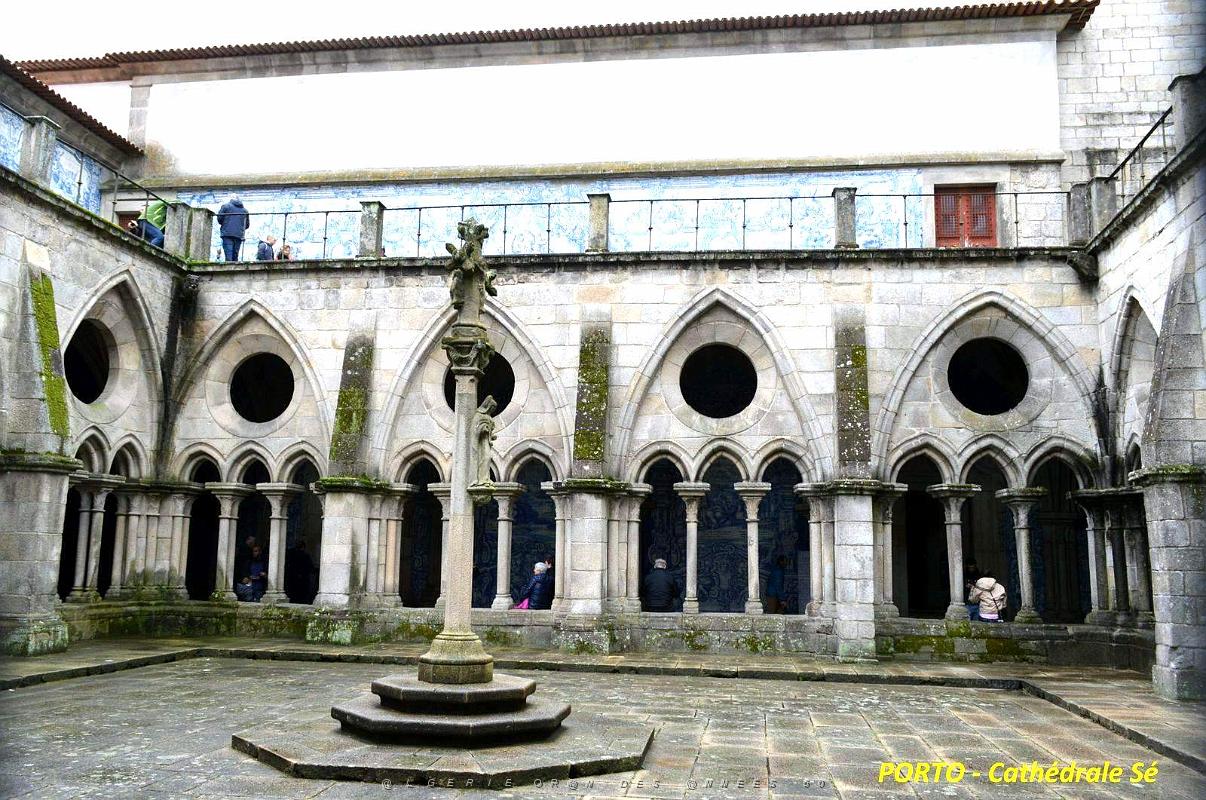 1657- Porto- Cathedrale.jpg